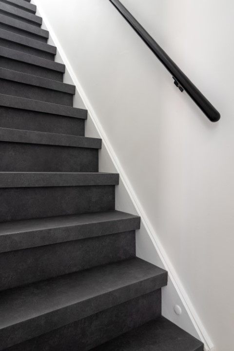 vicstairs-tarkett-rock-anthracite-25112--2-klein_20230419092525539