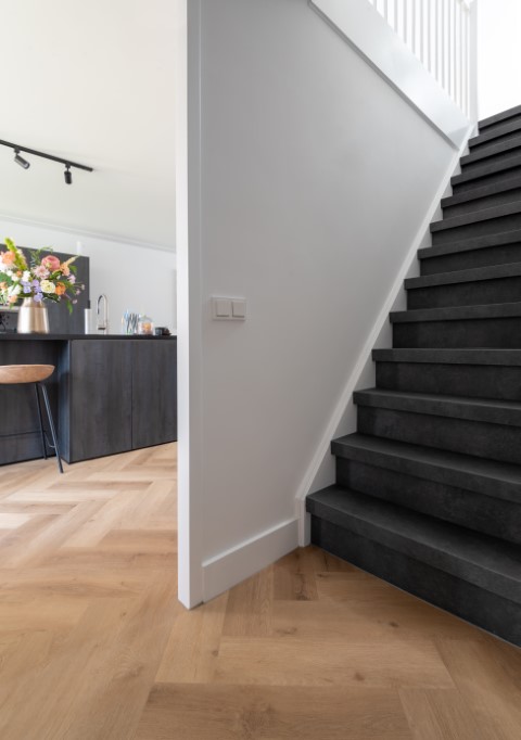 vicstairs-tarkett-rock-anthracite-25112--4-klein_20230419092526397