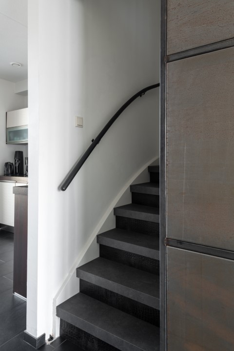 vicstairs-tarkett-rock-dark-grey-25111--6-klein_20230419092613283